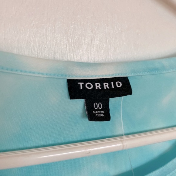 Torrid Soft Short Sleeve Cloud Top - Size 00 (M) - Picture 7 of 13